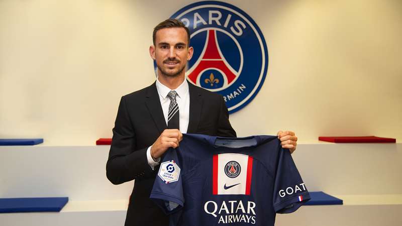 Fabián Ruiz signs five-year deal with Paris Saint-Germain