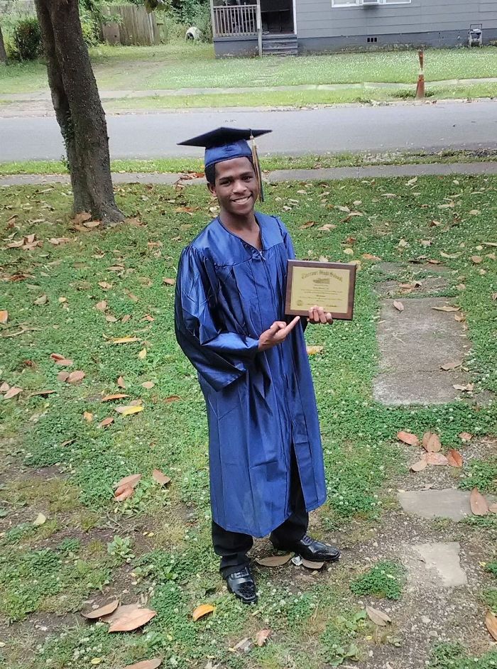 Pic Of A Boy Walking At 5AM Wearing Graduation Robes Goes Viral And Here's The Story Behind It