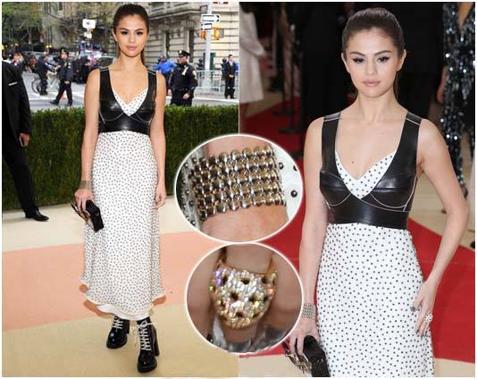 Diamond And Gold Bulb Selena Gomez Jewelry