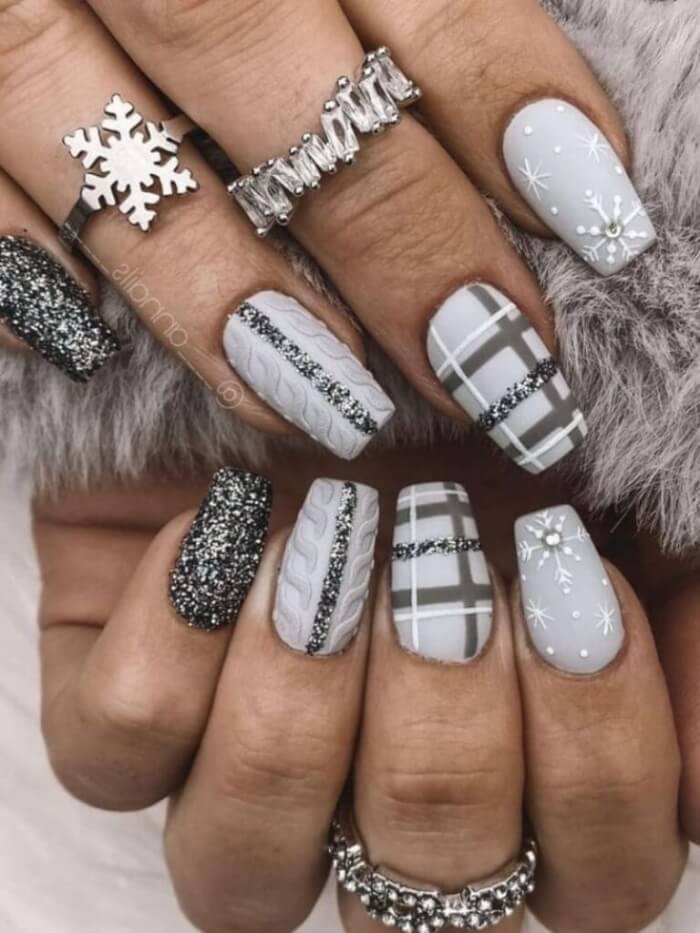 30+ Stunning Nail Designs In Gray To Be Your Go-To Neutral - 243